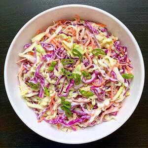  سالاد کلم مناسب رژیمی ها!