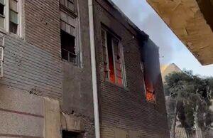 آتش‌سوزی در یک ساختمان متروکه‌