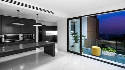  معماری کلاژ در محله بوکان؛ بازطراحی آپارتمانی که یک بار مسیر بازسازی را طی کرده بود! (+عکس)