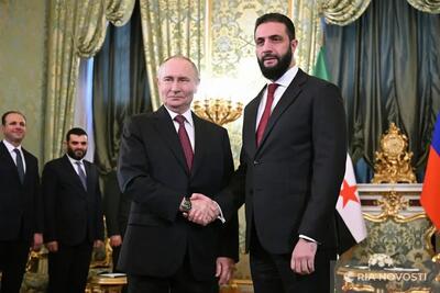 عباس عبدی: روسیه لازم بداند اسد را هم تحویل می‌دهد/ فقط ایران سیاست را حیثیتی می‌بیند