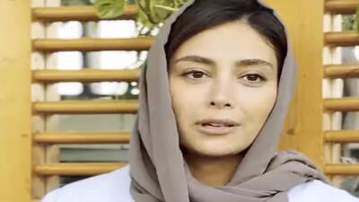  تاریخ وبگردی | دیبا زاهدی با کت و دامن جذابش از نگاه عکاسان