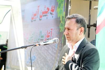  صیادی : قرارگرفتن بیش  از ۱۸۵ هزار هکتار اراضی آبی لرستان تحت پوشش آبیاری تحت فشار/ ایجاد  ۱۰۲ هکتار گلخانه در بروجرد