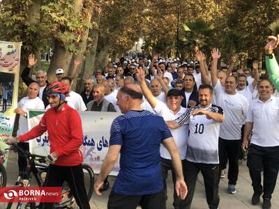  همایش بزرگ پیاده روی خانوادگی  صبح و نشاط  در حوزه جنوبغرب بمناسبت  هفته تربیت بدنی و ورزش