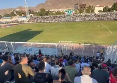  استادیوم خیبر پر شد؛ جو وحشتناک در انتظار پرسپولیسی‌ها