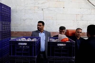 مرغ گرم در بازارهای تره بار ۶ هزار تومان ارزان‌تر از نرخ وزارت کشاورزی