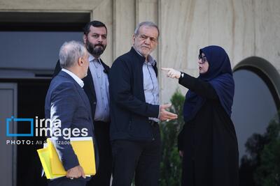  اعضای هیأت دولت در جمع خبرنگاران - ۲۳ مهر ۱۴۰۴