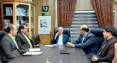  احداث یازده زمین چمن مصنوعی در کرمانشاه/ پراکندگی فضاهای ورزشی کرمانشاه مناسب نیست