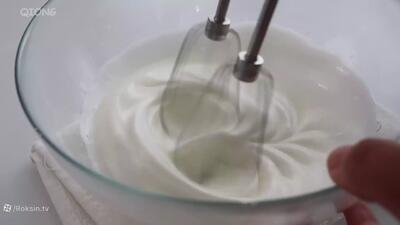 آموزش آشپزی جدید :: طرز تهیه پنکیک سوفله ژاپنی با مواد ساده ترین مواد