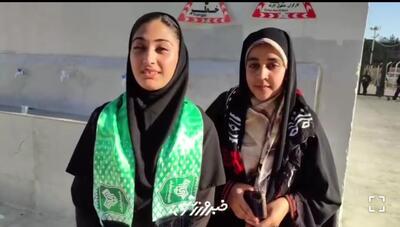  ویدیو| دختر هوادار خیبر: شیر لرستان آمده، خیبر به میدان آمده؛ سه بر صفر می‌بریم!