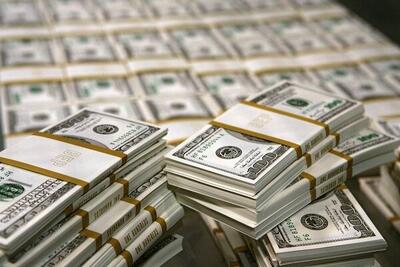  انهدام باند «کیس دلال» در فرودگاه اصفهان؛ ۱۸ هزار دلار دولتی کشف شد