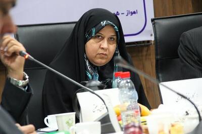  عموری: ساختار قانونی برای بهره‌گیری از پیمانکاران بومی تدوین می‌شود - پارس فوتبال