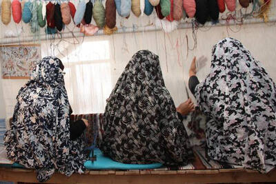 مقدم: ۱۵۵۱ مددجوی کمیته امداد یزد خودکفا شدند - پارس فوتبال