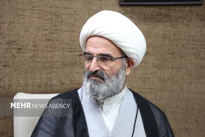  تأکید امام جمعه سمنان بر گسترش نهج‌البلاغه‌خوانی با ترجمه‌های روان - پارس فوتبال