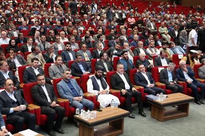  رئیس اتاق تجارت فراه افغانستان بر تقویت تعاملات تجاری با ایران تاکید کرد