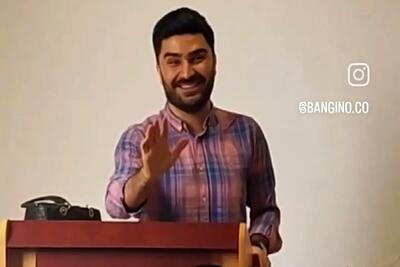  آواز محلی؛ استاد پایه نه چهارپایه ست سرکلاس گیلکی خوند دانشجوها همراهی کردن در حد بنز