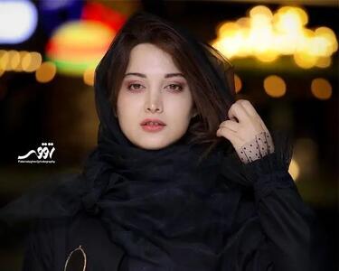  سکانس خندان / روشنک گرامی وسط مراسم پاهاش خسته شد کفش پاشنه بلندشو درآورد نشست زمین
