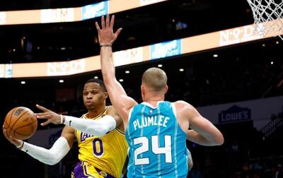 وستبروک و دورنت در باشگاه رنگین‌کمانی‌های NBA