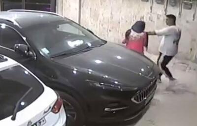  زورگیری با قمه و سرقت گردنبند یک خانم در ستارخان