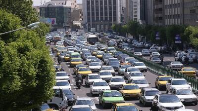 بزرگراه شهید بابایی و همت تردد پرحجم و سنگین است