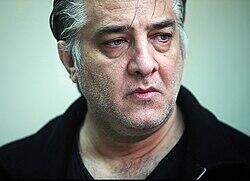  واکنش ایرج نوذری به شایعه داشتن بادیگارد : همش چرته!