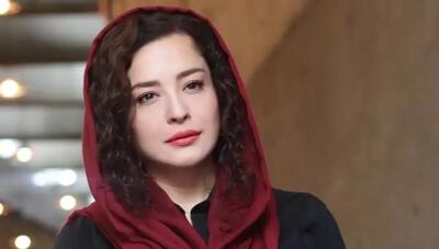 مهراوه شریفی‌نیا در اکران مردمی «سالن چهار»؛ استایلی رسمی با شال قرمزرنگ و موهای فرفری (عکس)