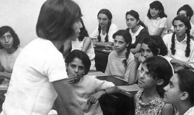  دبیرستان آلیانس یهودیان در محله عودلاجان تهران در سالهای پیش از انقلاب (عکس)