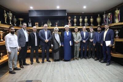  بازدید دبیر شورای عالی انقلاب فرهنگی از فدارسیون‌های بسکتبال و وزنه‌برداری
