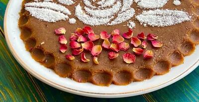  حلوا خرما دسر خوشمزه و بدون شکر برای تأمین انرژی روزانه شما!
