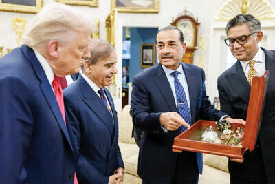 معامله بزرگ در کاخ سفید