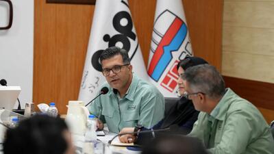  با همت کارکنان، فولاد هرمزگان مسیر سرآمدی را ادامه می‌دهد