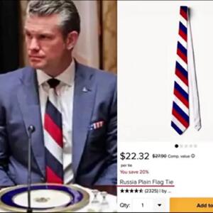  وزیر جنگ آمریکا با «کراوات روسی» +فیلم