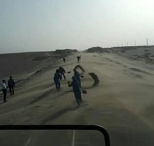  نارضایتی کارگران ماسه روب راه آهن زاهدان: آه در بساط نداریم!