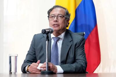  رئیس‌جمهور کلمبیا نقض حاکمیت کشورش توسط آمریکا را محکوم کرد