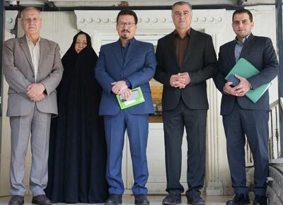  بازدید معاون توسعه و نظارت بر مراکز غیردولتی وزارت آموزش و پرورش از مؤسسه زبان سفیرگفتمان