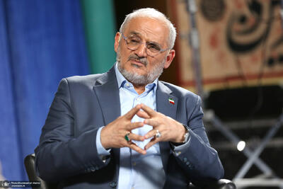  حاجی میرزایی: رئیس جمهور به‌دنبال ماندگاری شخصی در قدرت نیست/ رئیس جمهور گزارش‌های عملکردی را صرفاً بر پایه اعداد و ارقام نمی‌پذیرند/ همه دستگاه‌های حاکمیتی باید در جهت تحکیم وحدت گام بردارند