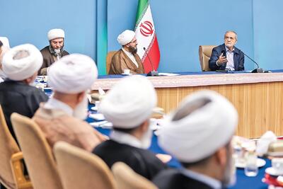  مسجد و امامان جماعت باید طبیبان روحانی افراد باشند