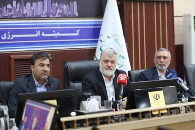  معتمدیان از برنامه ریزی برای تجهیز۱۲۰۰ مدرسه شهر و استان تهران خبر داد