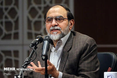  رحیم‌پور ازغدی: ظریف، متخصص دروغ و چاخان است