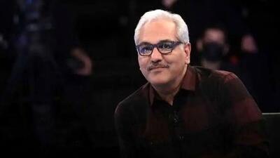  فیلم/ سکانسی به‌یاد‌ماندنی از شب شعر فوق خنده‌دار «مرد هزار چهره» مهران مدیری / از سزارین ادبی «رسول نجفیان» تا لیست خریدی که «استاد طوفان» به جای شعر غالب کرد