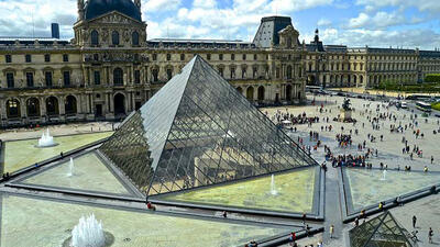  سرقت ۹ قطعه جواهرات ناپلئون و همسرش از موزه لوور/ در 7 دقیقه دستبرد تریلیاردری رخ داد