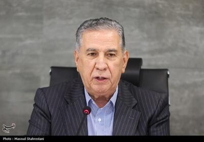  پیشنهاد اتاق برای حرکت تدریجی به‌سمت ارز تک‌نرخی به دولت ارائه شد - تسنیم
