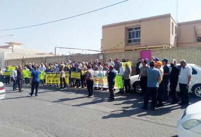  بازنشستگان کارگری     در چند شهر تجمع کردند