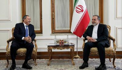 دیدار و گفت وگوی دستیار ویژه رئیس‌جمهور جمهوری آذربایجان با عراقچی
