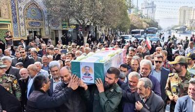  پیکر جانباز ۷۰ درصد شهید در مشهد تشییع و به خاک سپرده شد