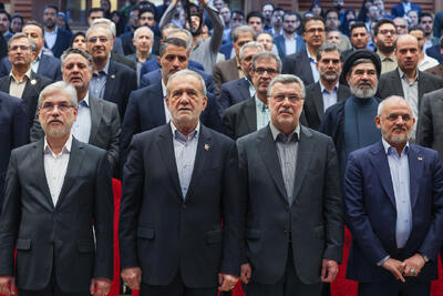 گزارش ایرنا از مراسم آغاز سال تحصیلی دانشگاه‌ها/ پزشکیان: باید در مقابل کسانی که «می‌دانند» سرخم کنیم، فارغ از اینکه چه افکار و عقایدی دارند
