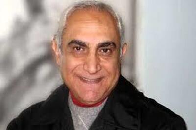  تصاویر تلخ از چهره شکسته و کمر خمیده ناصر ممدوح