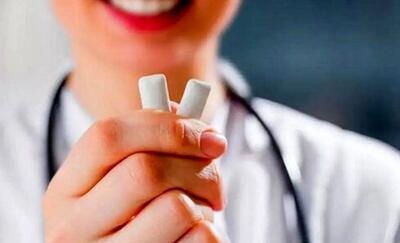  بلعیدن آدامس چه خطراتی دارد؟