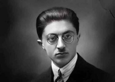  عکس‌های منحصر به فرد صادق هدایت در بستر مرگ