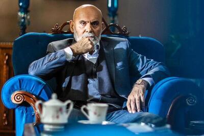  تاریخ وبگردی | بدن خوش فرم «جمشید هاشم‌پور» با لباس تکواندو در دهه 70