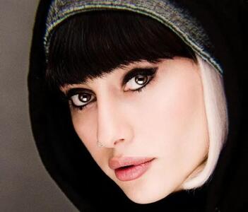  تاریخ وبگردی | وقتی  ترلان پروانه  خودش را با استایل جدیدش حسابی جذاب میکنه! گلوله گلوله اشک ریختن بازیگر در یک سکانس فیلم